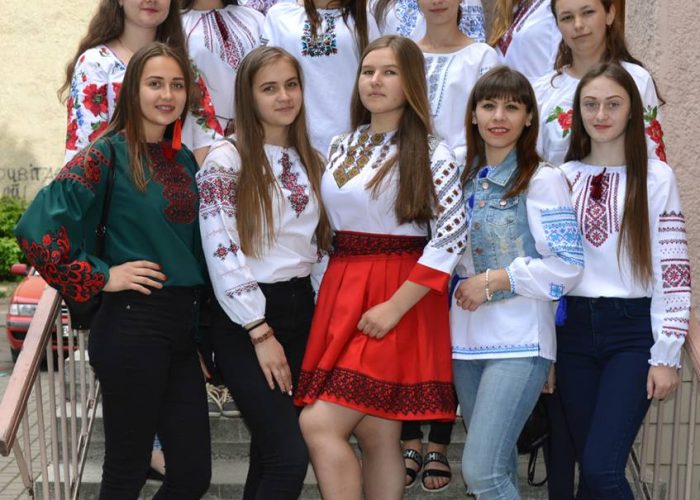 32702609_2131810493503424_8900741463743135744_n