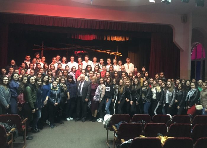 IMG-32fe4ce609e6d6ab8d19dbd57108c346-V