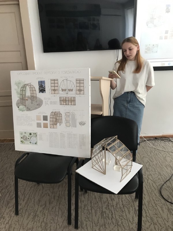 b65a719b-1b30-40f2-b608-e03b3bf10c54